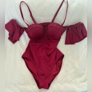 SEEKERS Australia Elegant Berry Off-Shoulder Bathing Suit.Removable straps Sz 8